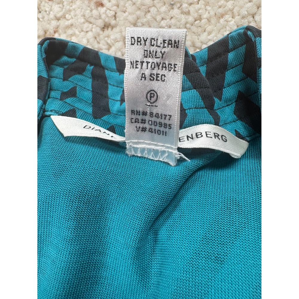 Diane von Furstenberg Tessa Wrap Dress Womens 2 Teal Geometric Silk Jersey - Picture 6 of 14